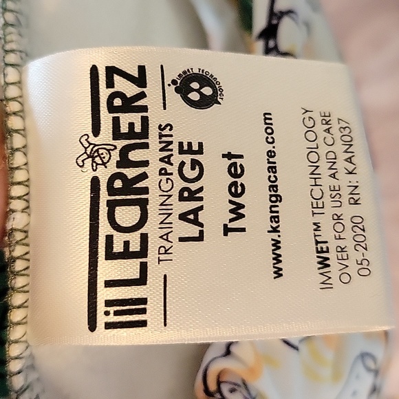 Training/Swim Pants sz L 35-60lbs - Picture 3 of 6